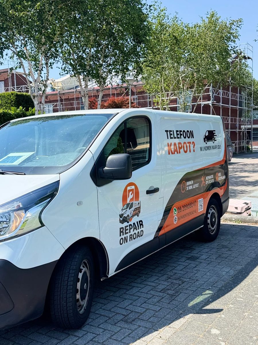 Repair On The Road bus voor telefoonreparatie op locatie